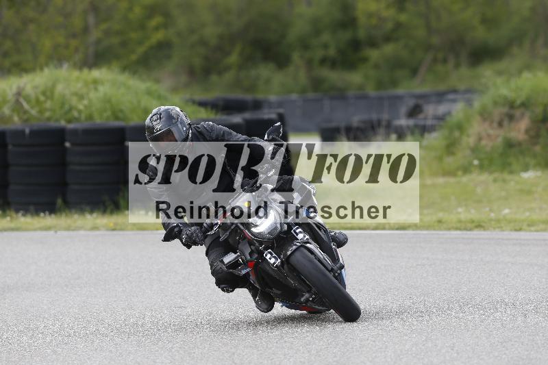 /Archiv-2025/09 22.04.2025 Cornu Master School ADR/rot-rouge/35